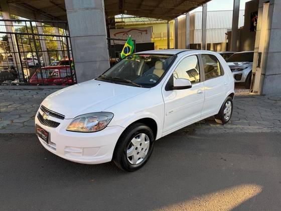 CHEVROLET CELTA 1.0 MPFI ADVANTAGE 8V FLEX 4P MANUAL CHEVROLET CELTA 1.0 MPFI ADVANTAGE 8V FLEX 4P MANUAL